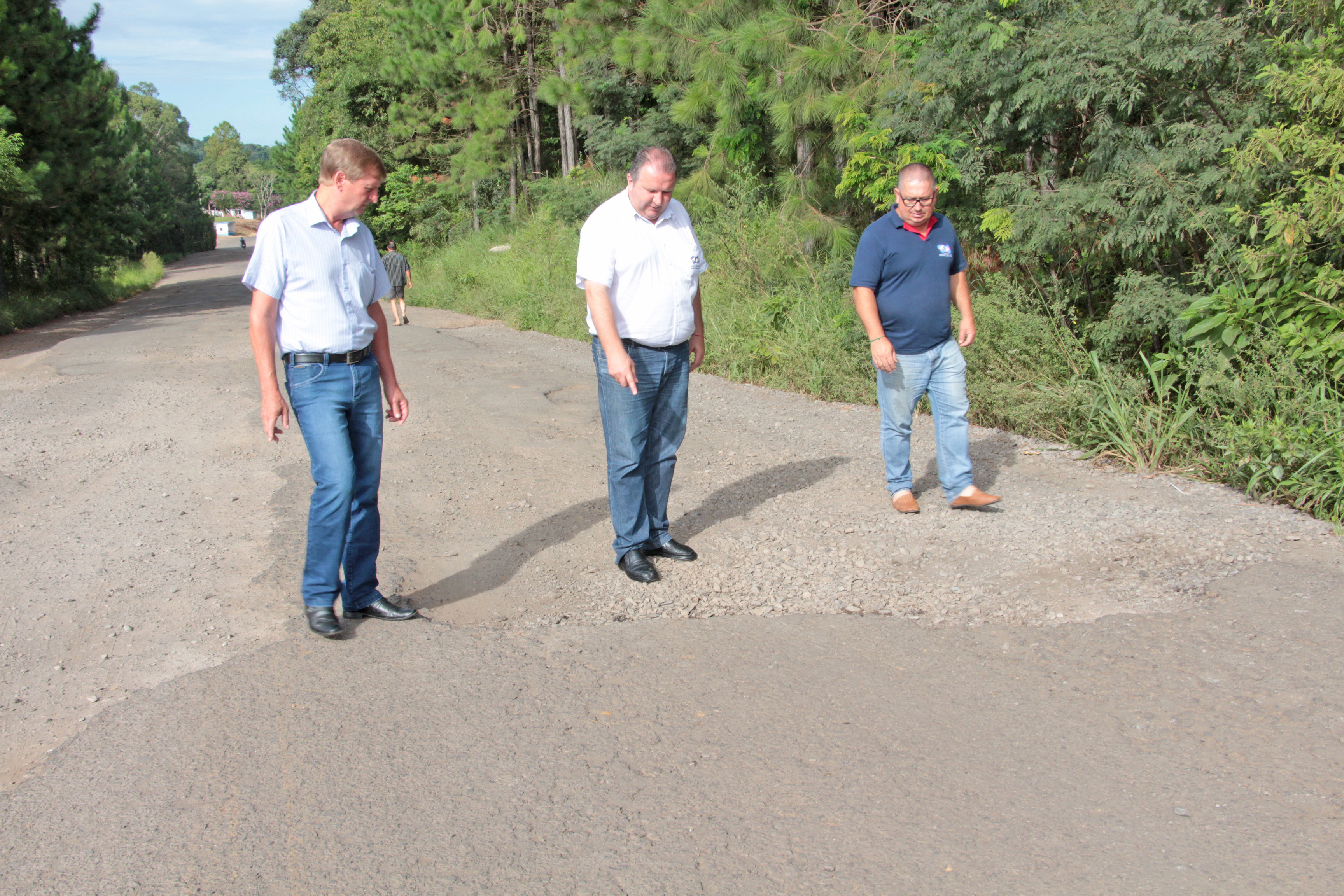 Autoridades_do_municipio_ja_fizeram_um_planejamento_para_iniciar_a_aao_2_1