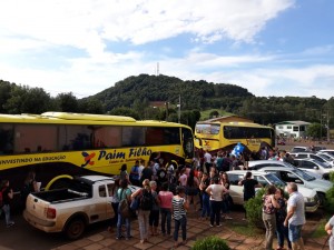 Administração Municipal de Paim Filho adquire dois ônibus para transporte universitário