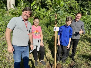 fb708589-ec86-410a-827e-c5ed415d47c6