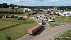 Imagem Valdeir de Souza face Rádio Cidade Barracão