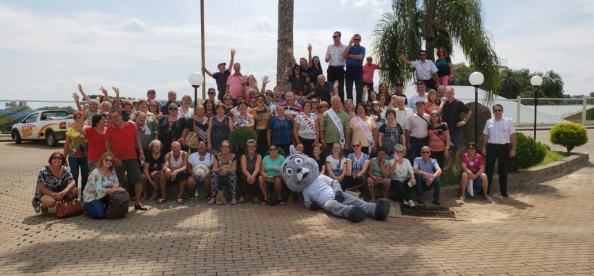 Termas de Machadinho recebe visita de Grupo da Terceira Idade de Itati