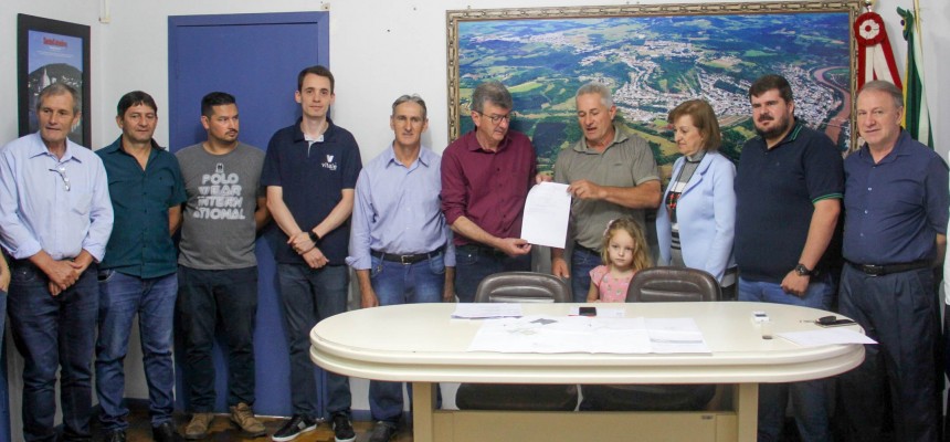 Assinada ordem de serviço para a construção de praça no Loteamento Nova Capinzal (14)
