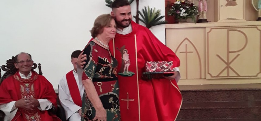 Padre Leandro agradece comunidade pela participação e colaboração com a festa da Unidade, da Paróquia São Sebastião