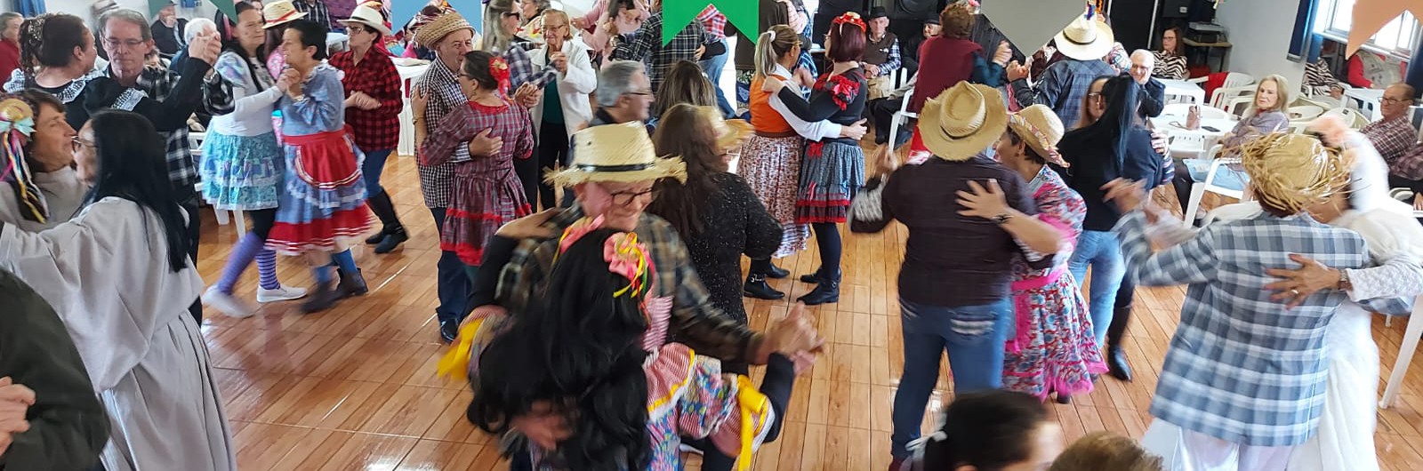 8a01f27d243b4a7591834e0ff61cc17a_1