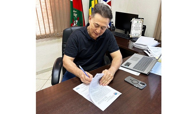 Prefeitura de Piratuba firma convênio de R$ 1,9 milhão com Hospital local para ampliar atendimento médico