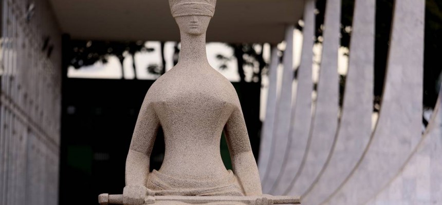 74745469_BRASILBrasiliaBSBPA09-02-2018PAEstatua-da-Justica-em-frente-ao-Suprem