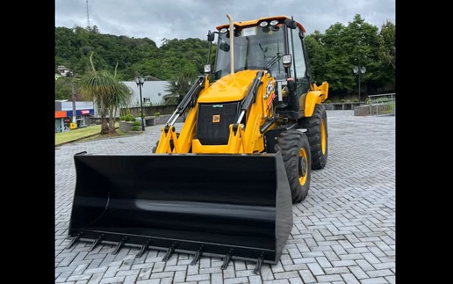 WhatsApp Image 2025-10-20 at 17.26.15