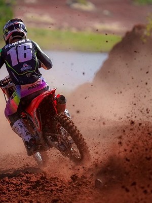 WhatsApp Image 2025-12-08 at 16.13.12